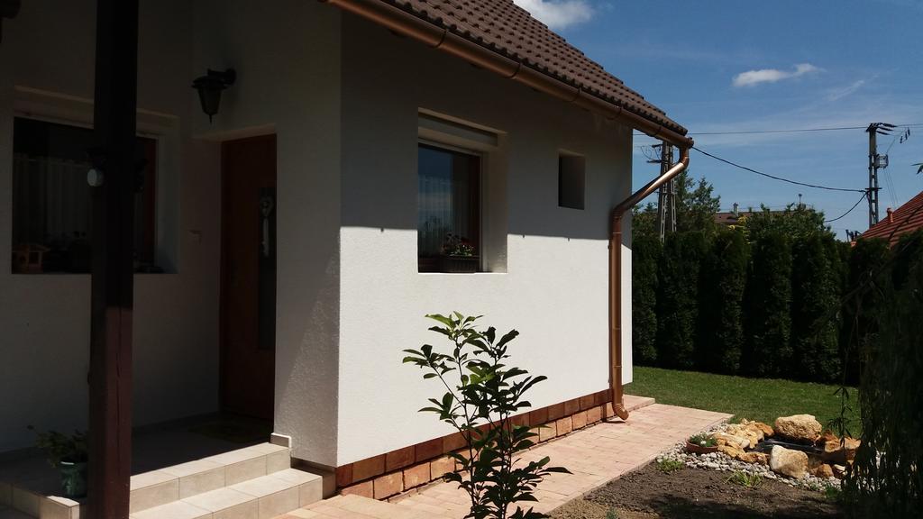 Pongracz Apartman Zirc Exterior foto